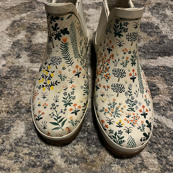 Keds x Rifle Paper Co. Rowan Chelsea rain boot floral print 9 - Picture 4 of 7